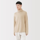 紳士　自然のまんまの色　カシミヤタートルネックセーター