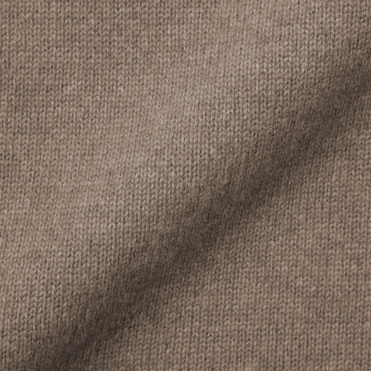 紳士　自然のまんまの色　カシミヤタートルネックセーター