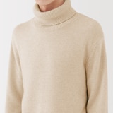 紳士　自然のまんまの色　カシミヤタートルネックセーター