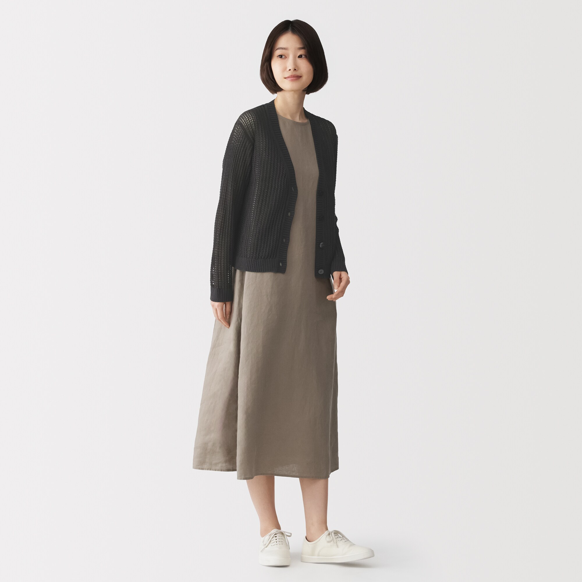 婦人　リネン混透かし編みＶネックカーディガン