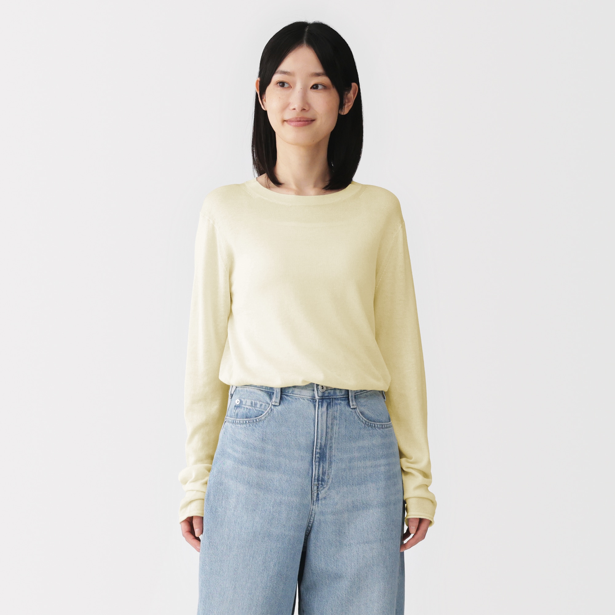 婦人　なめらか天竺編みシアークルーネックセーター