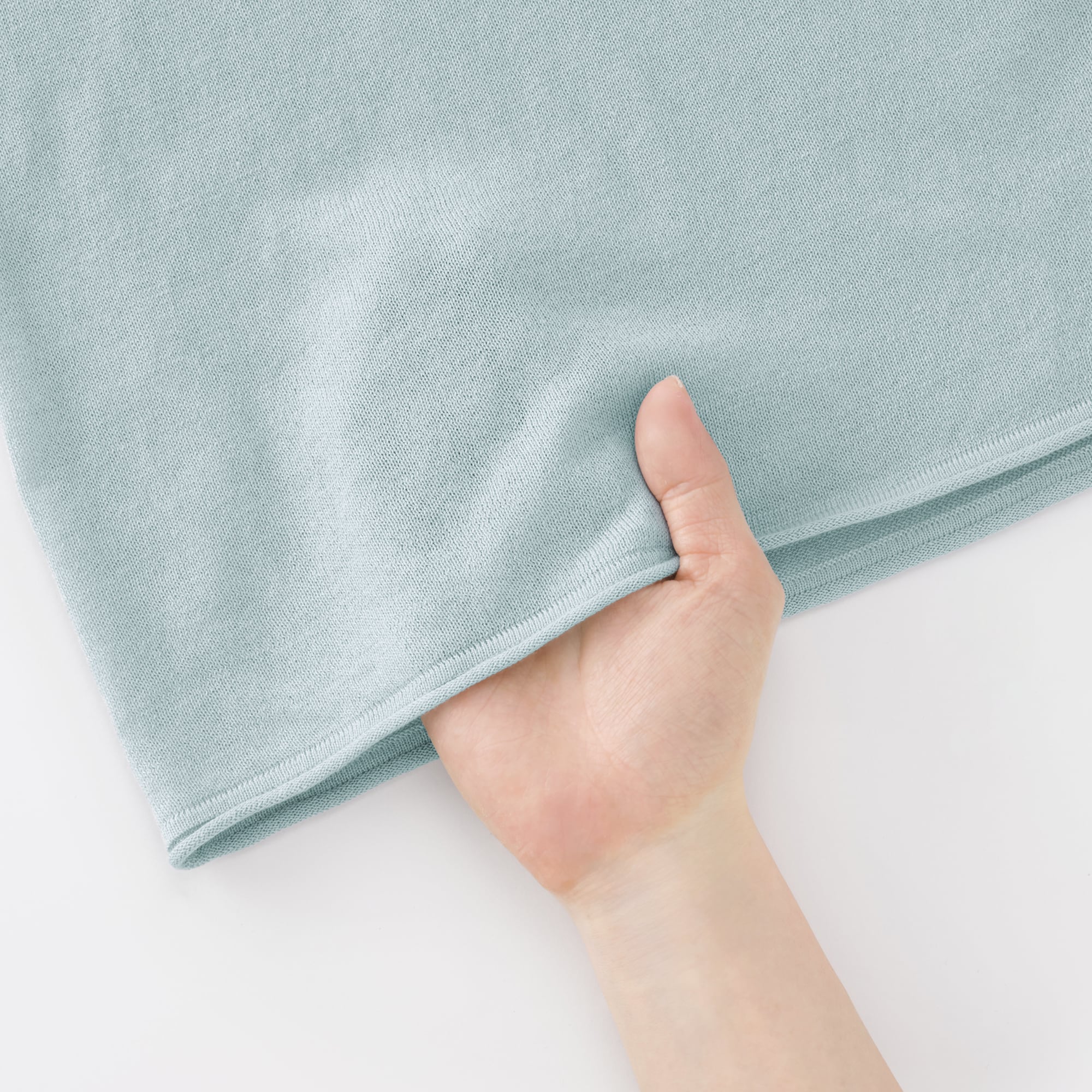 婦人　なめらか天竺編みシアークルーネックセーター