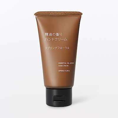 【２月４日順次発売予定】【季節限定】精油の香り　ハンドクリーム　スプリングフローラル　５０ｇ