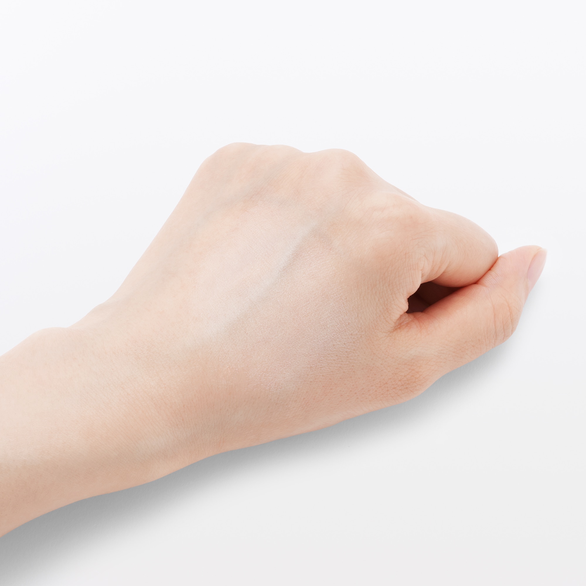 トーンアップ日焼け止めミルク