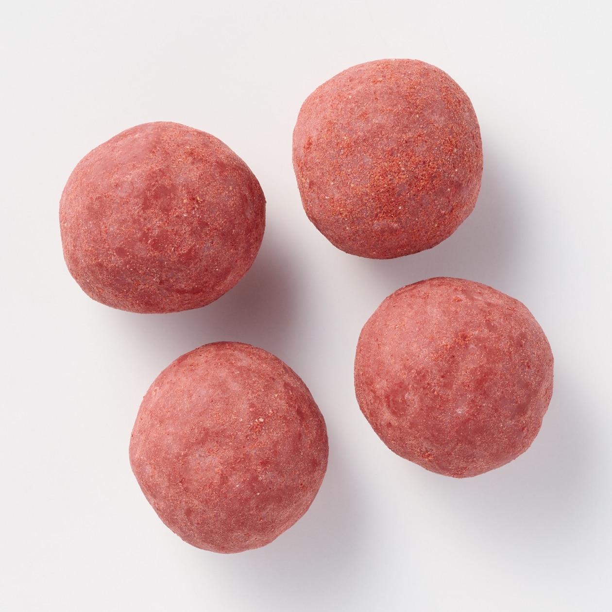 生チョコ入り　いちごトリュフ