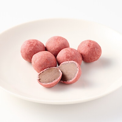 生チョコ入り　いちごトリュフ　４０ｇ