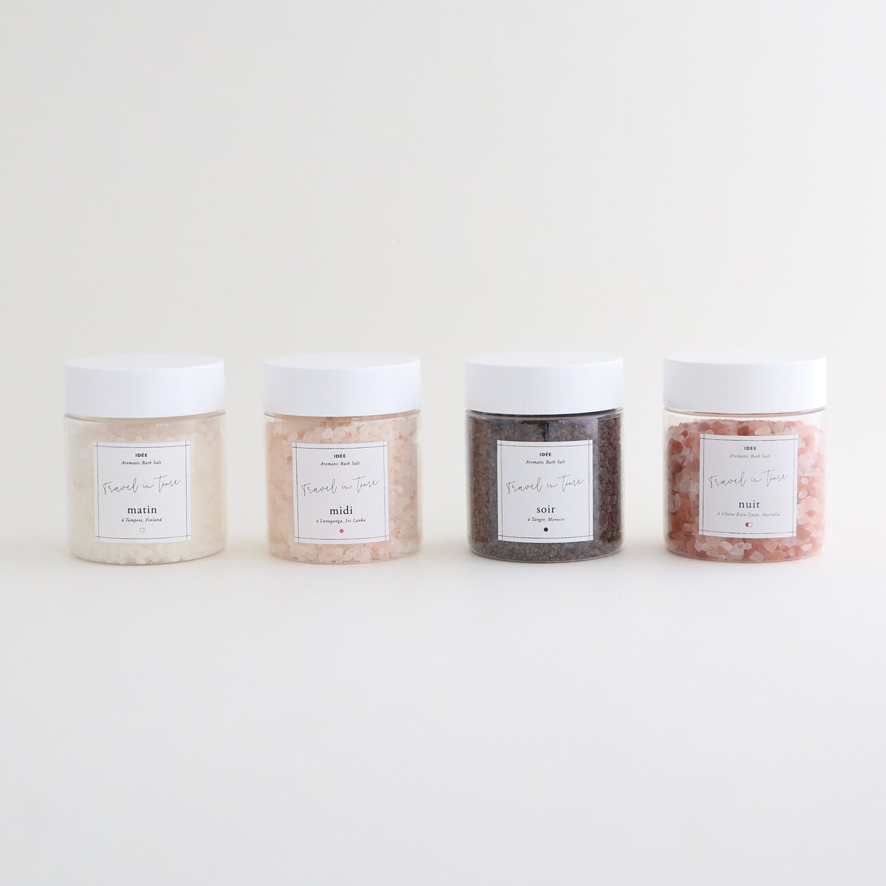 ［ＩＤＥＥ］アロマティックレッド×クリスタルバスソルトＵｌｕｒｕ２７０ｇ