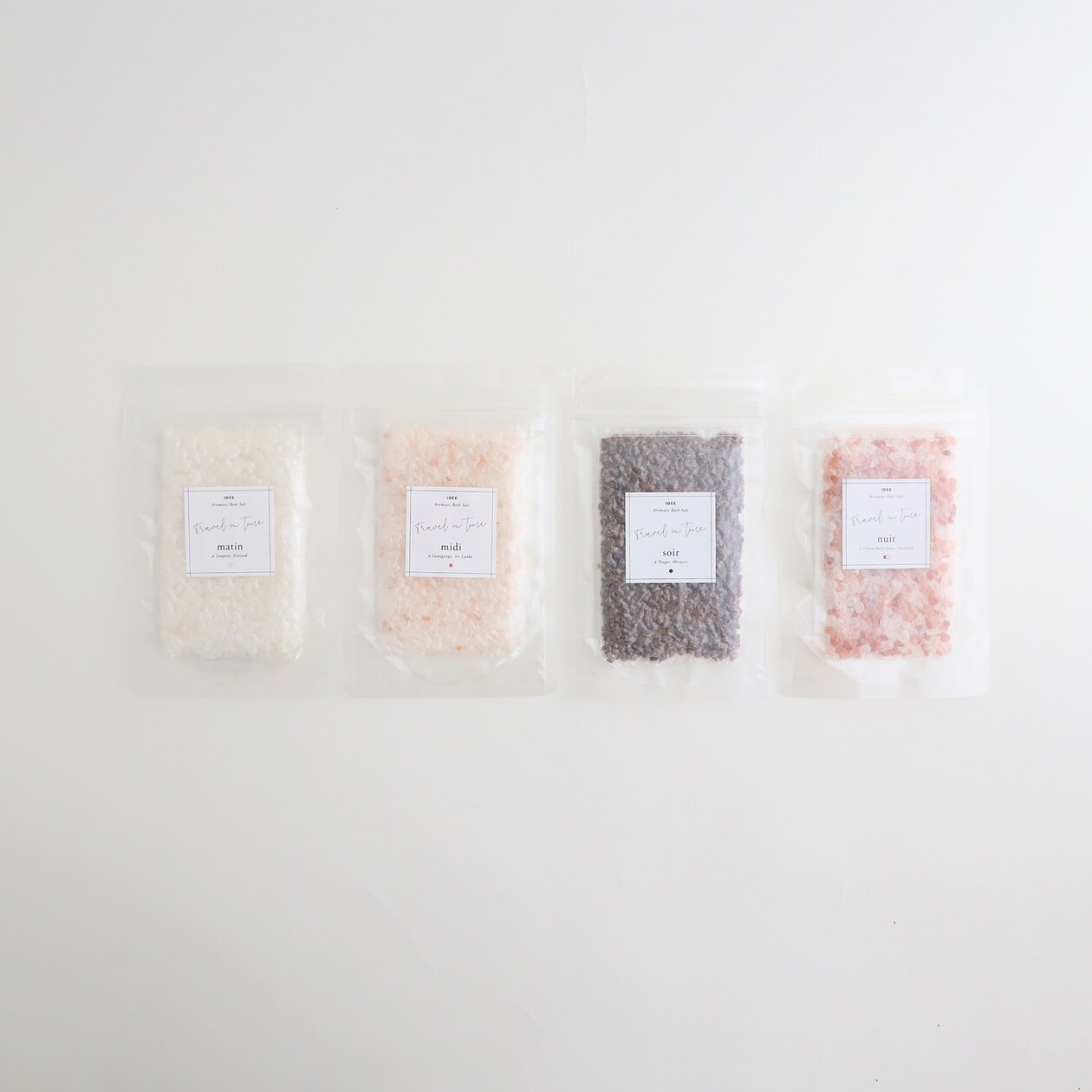 ［ＩＤＥＥ］アロマティックレッド×クリスタルバスソルトＵｌｕｒｕ６０ｇ