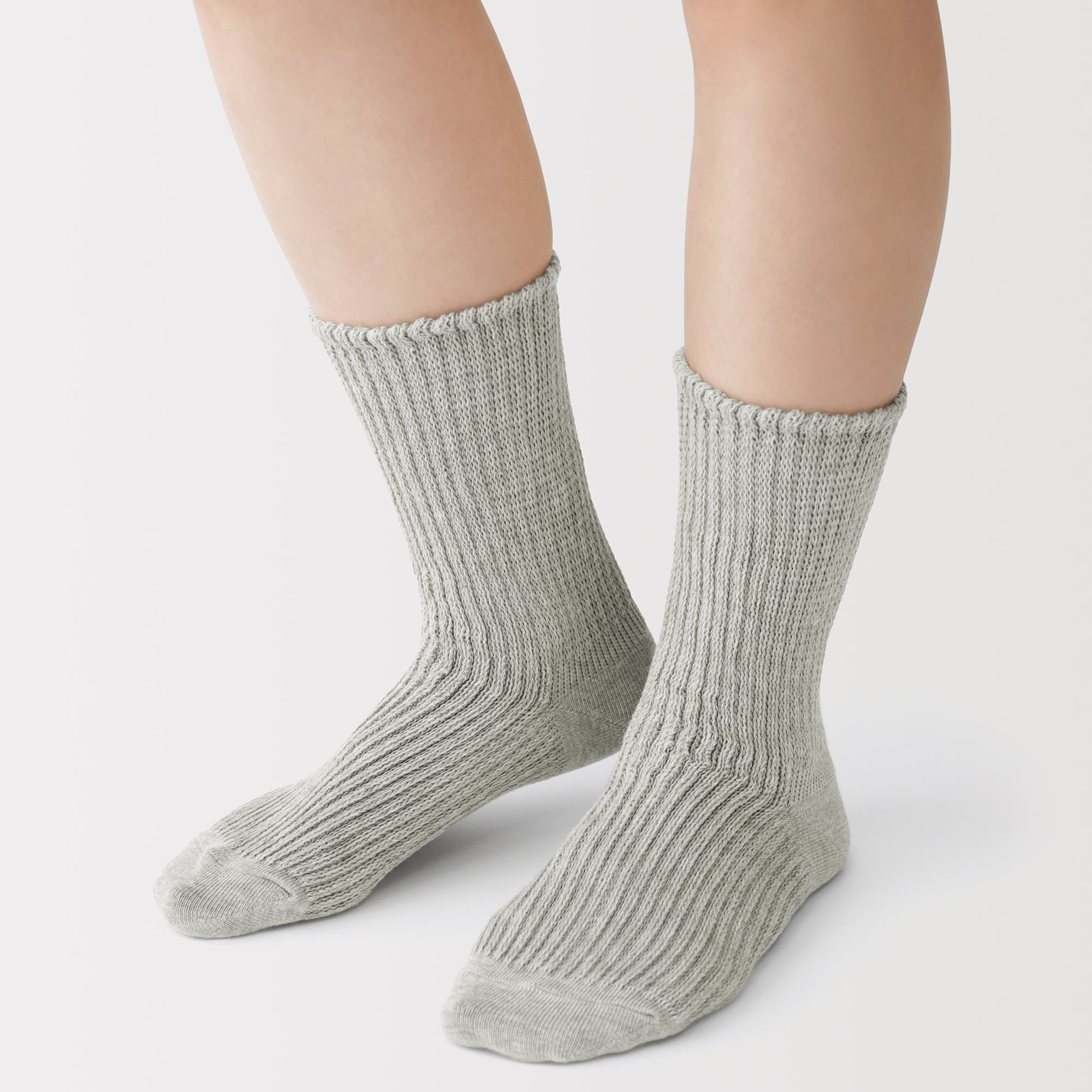 婦人　足なり直角　履き口やわらか　全体が良く伸びる靴下