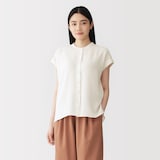 婦人　風を通す　フレンチスリーブブラウス