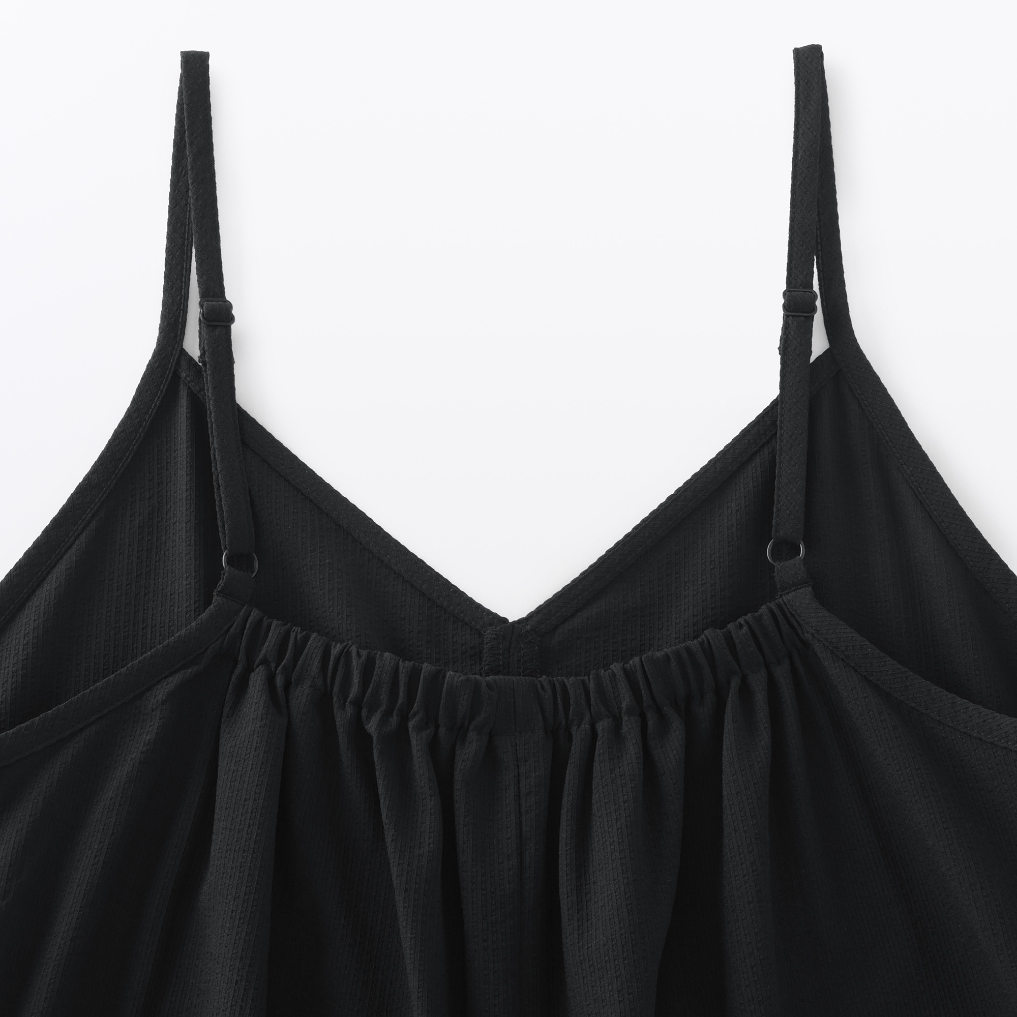 婦人　風を通す　ストレッチサッカーサロペット