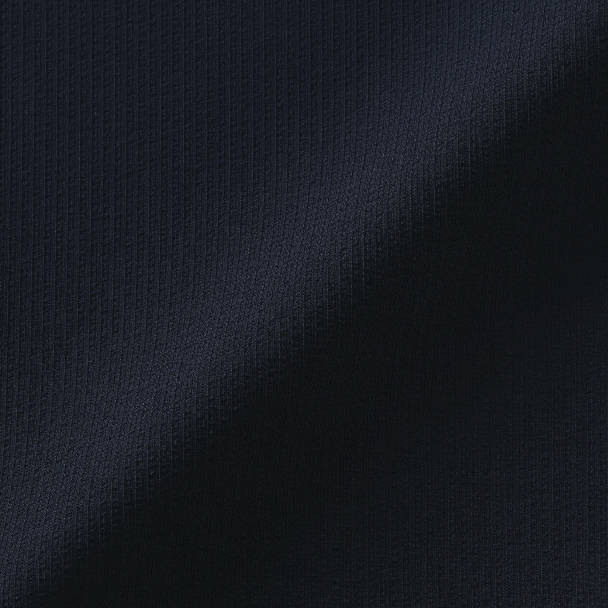 婦人　風を通す　ストレッチサッカーサロペット