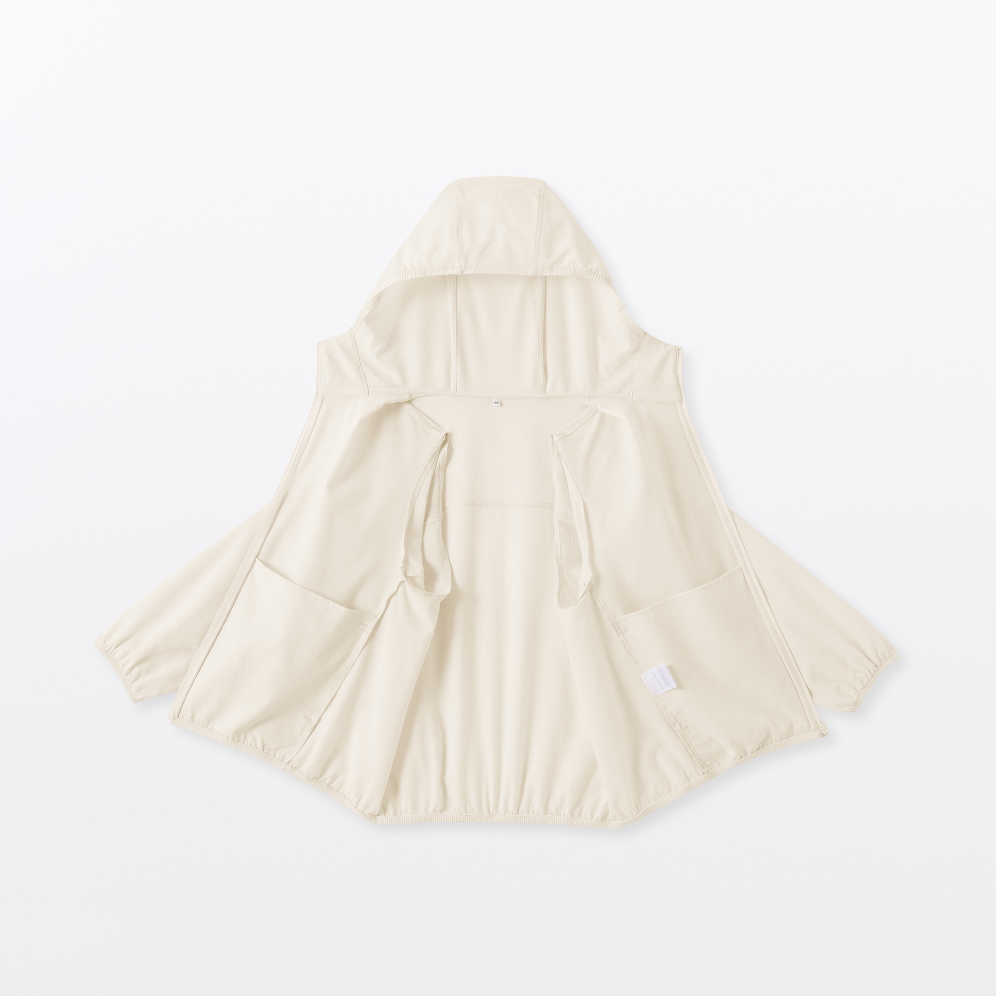 婦人　風を通すストレッチサッカー　ＵＶカット　フルジップパーカ