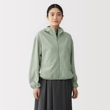 婦人　風を通すストレッチサッカー　ＵＶカット　フルジップパーカ