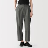 婦人　風を通す　ストレッチサッカーイージーテーパードパンツ