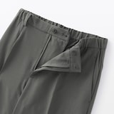 婦人　風を通す　ストレッチサッカーイージーテーパードパンツ