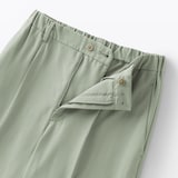 婦人　風を通す　ストレッチサッカーイージーテーパードパンツ