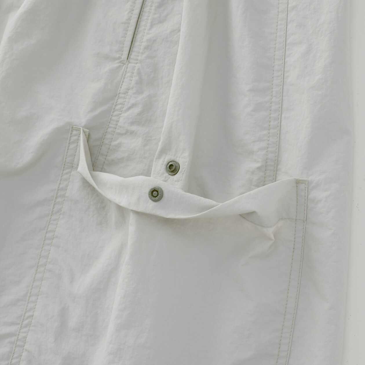 婦人　撥水　カーゴスカート