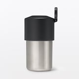 冷やしたまま持ち運べる　ペットボトル用保冷ホルダー