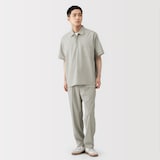 紳士　風を通すタックテーパードパンツ