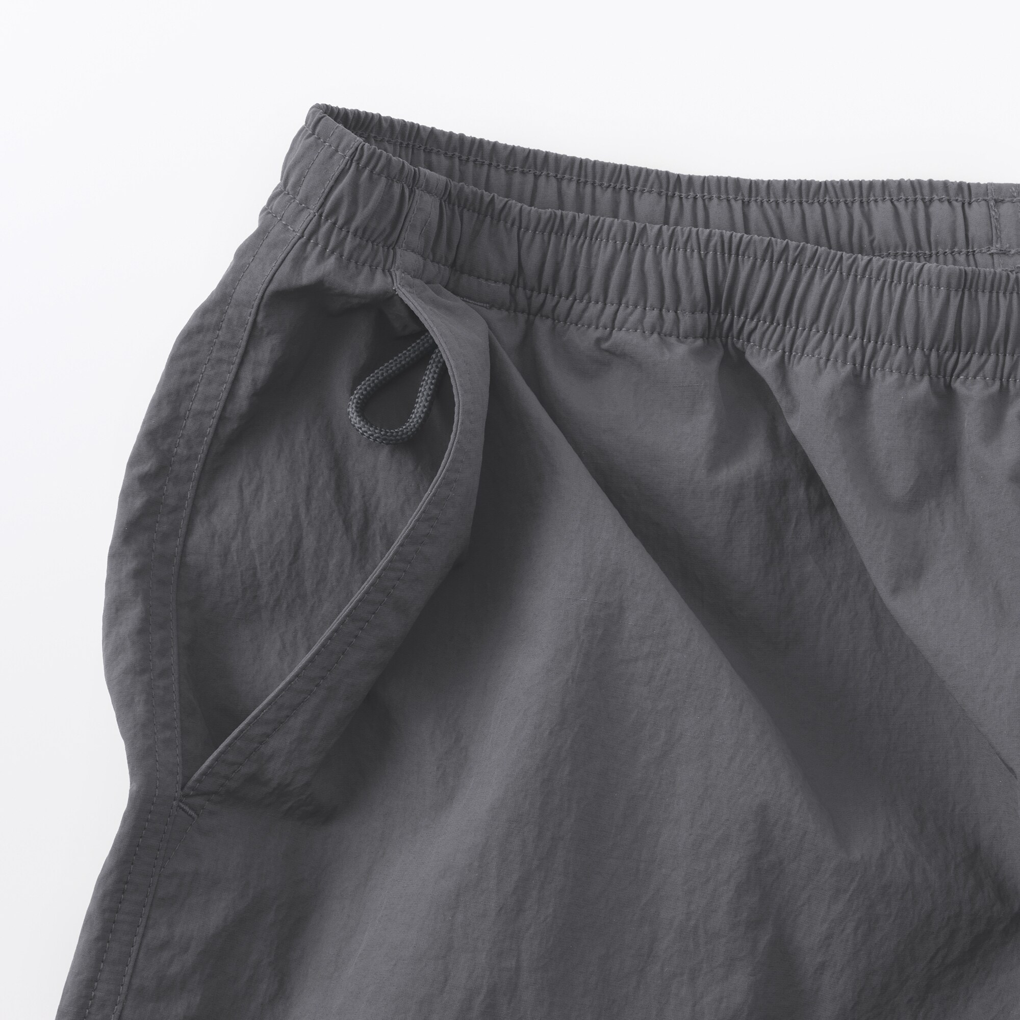 紳士　撥水ナイロンポケッタブルショートパンツ