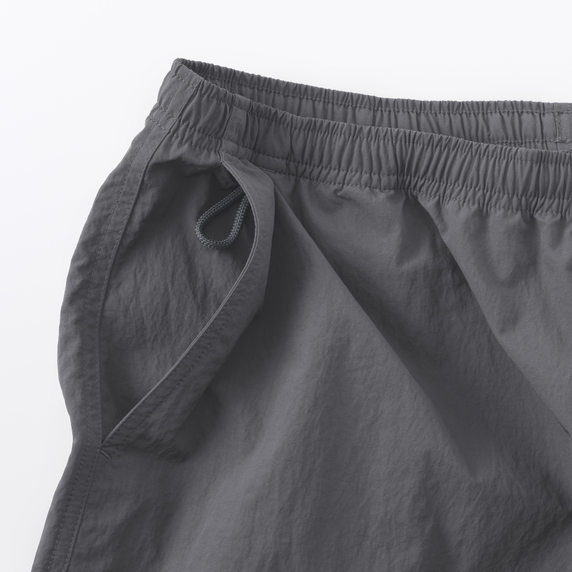 紳士　撥水ナイロンポケッタブルショートパンツ