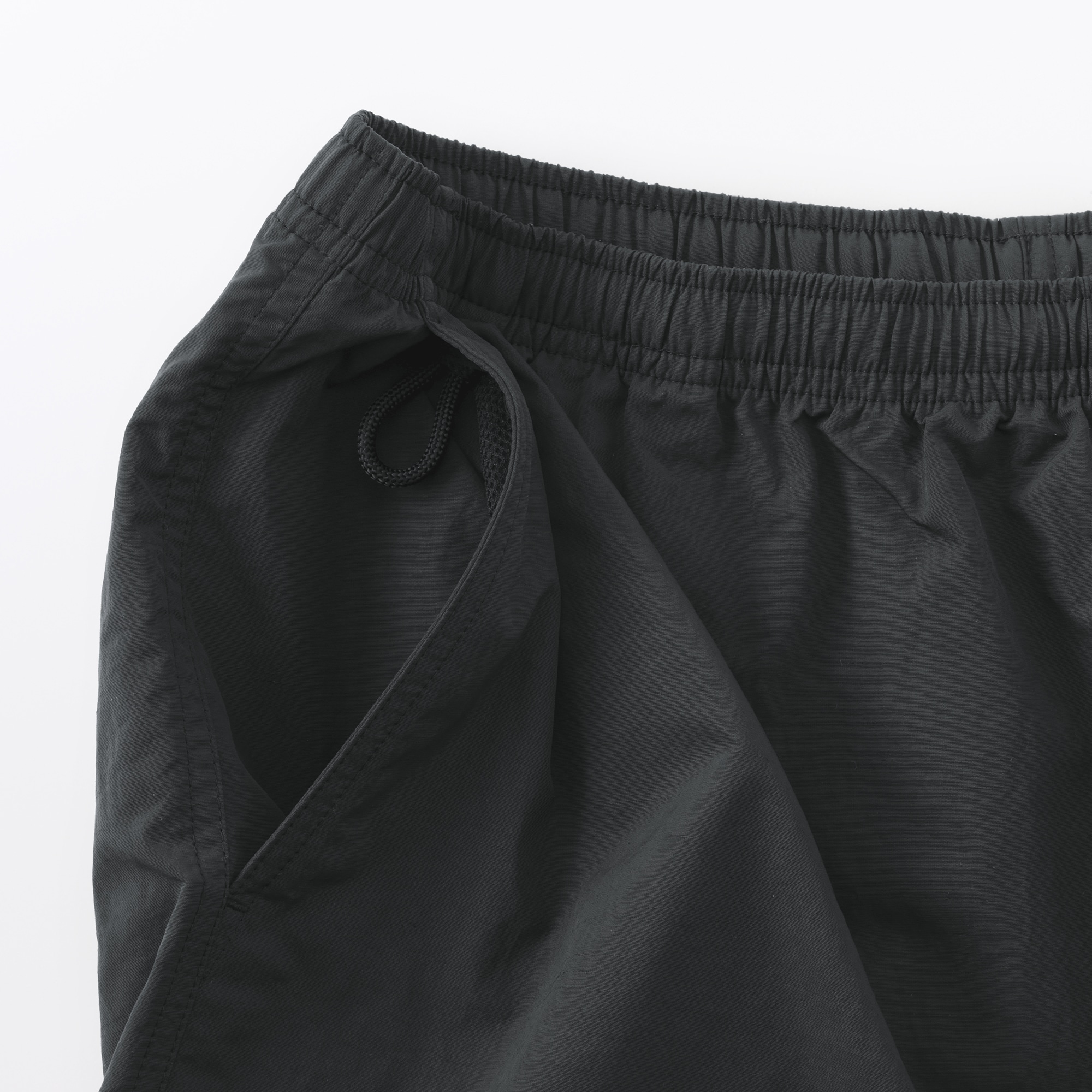 紳士　撥水ナイロンポケッタブルショートパンツ