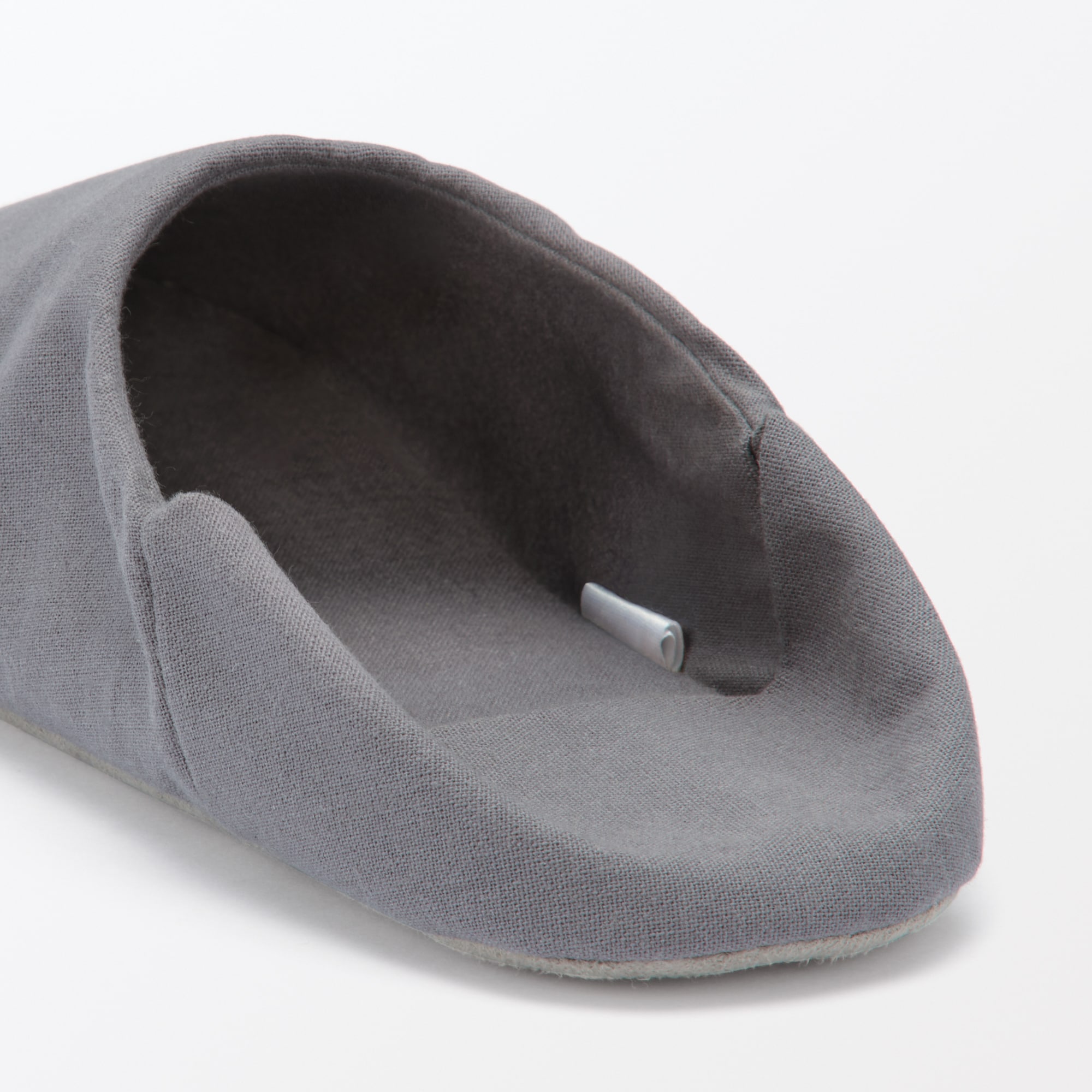 残反を使った　バブーシュ