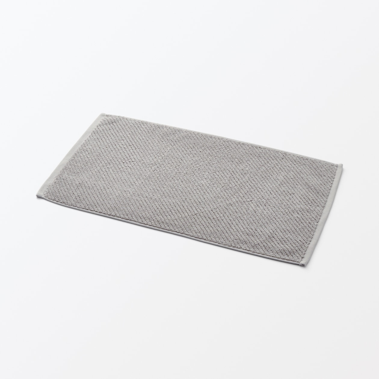 残糸を一部に使った　バスマット