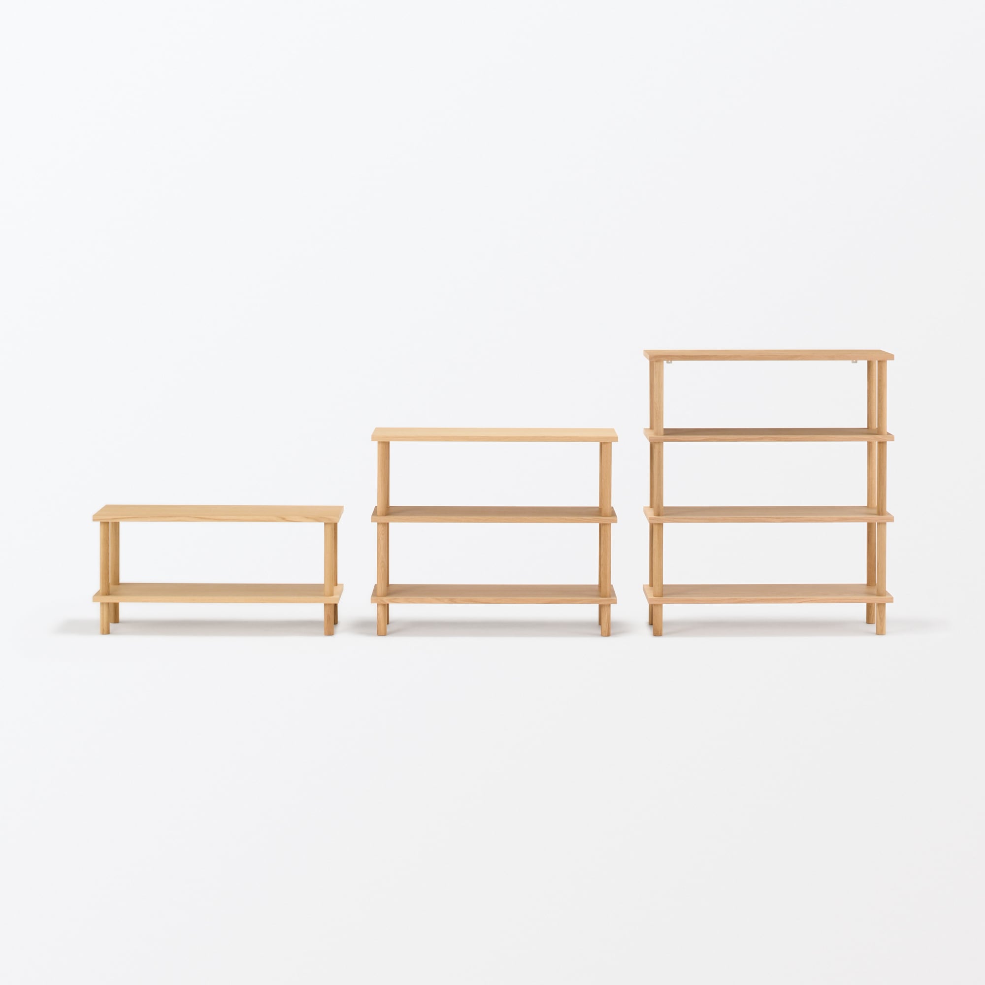 手軽に組み立てられる木製シェルフ　棚４段　オーク材突板