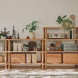 手軽に組み立てられる木製シェルフ　棚４段　オーク材突板