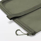 ナイロンメッシュ　縦型書類ケース・仕切り付