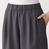 婦人　風を通す　イージーパンツ