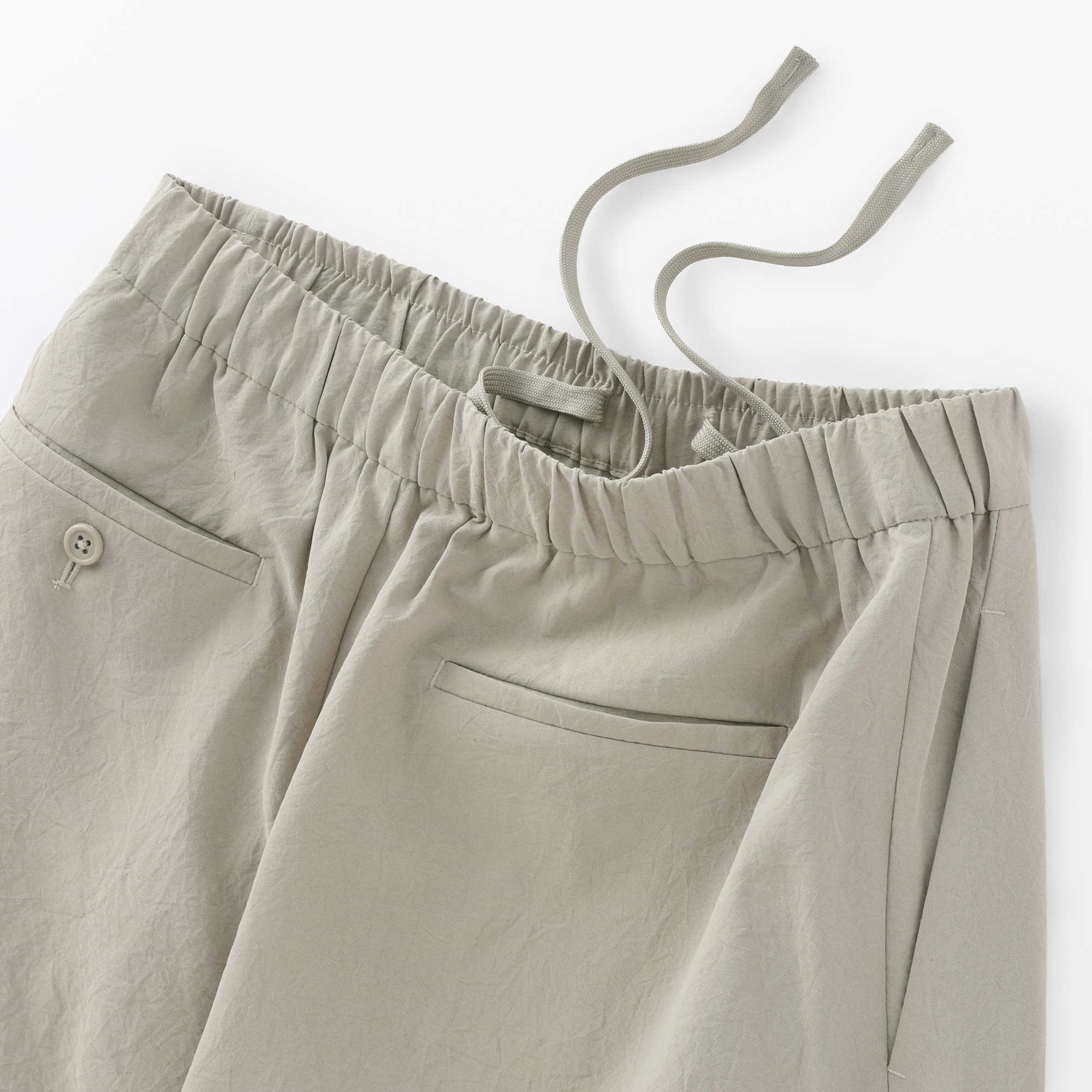 婦人　風を通す　イージーパンツ