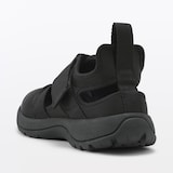 スニーカーサンダル