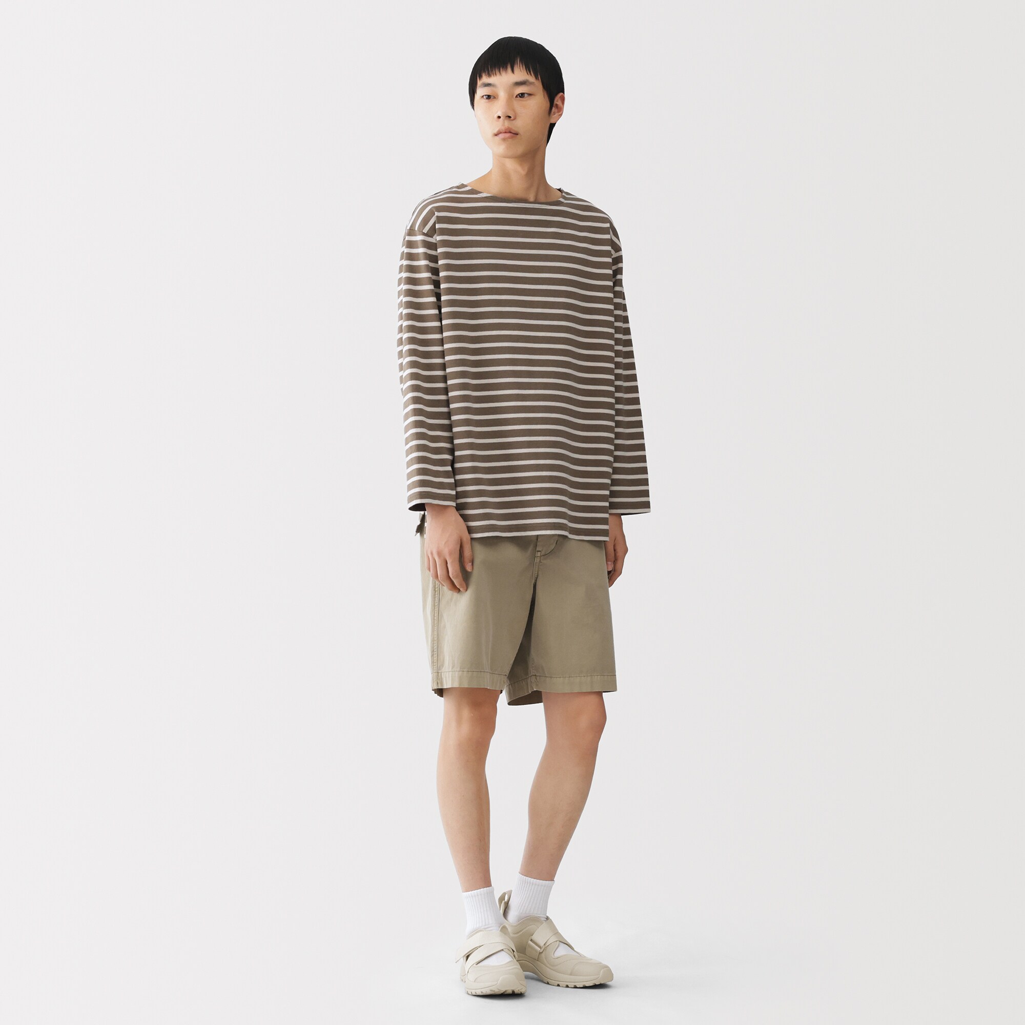 スニーカーサンダル