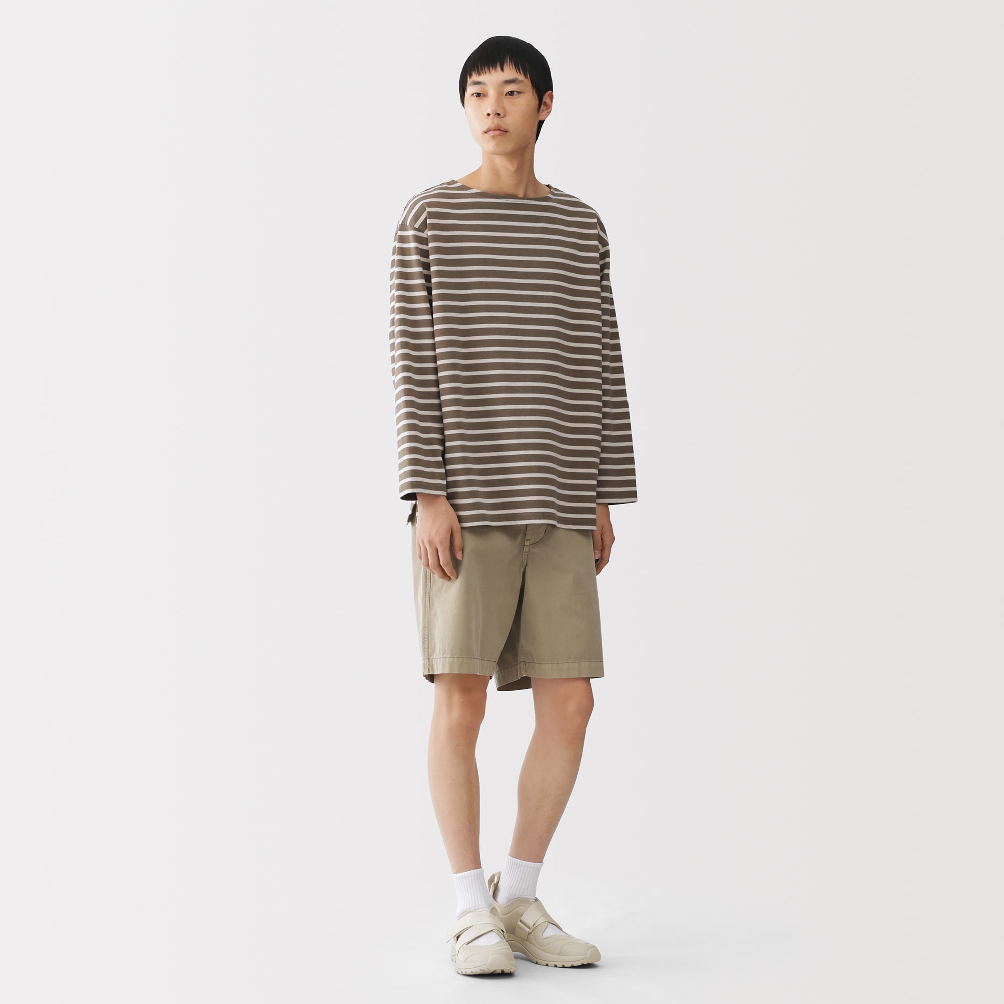 スニーカーサンダル