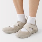 スニーカーサンダル