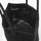 手仕事で編み上げたアバカトートバッグ