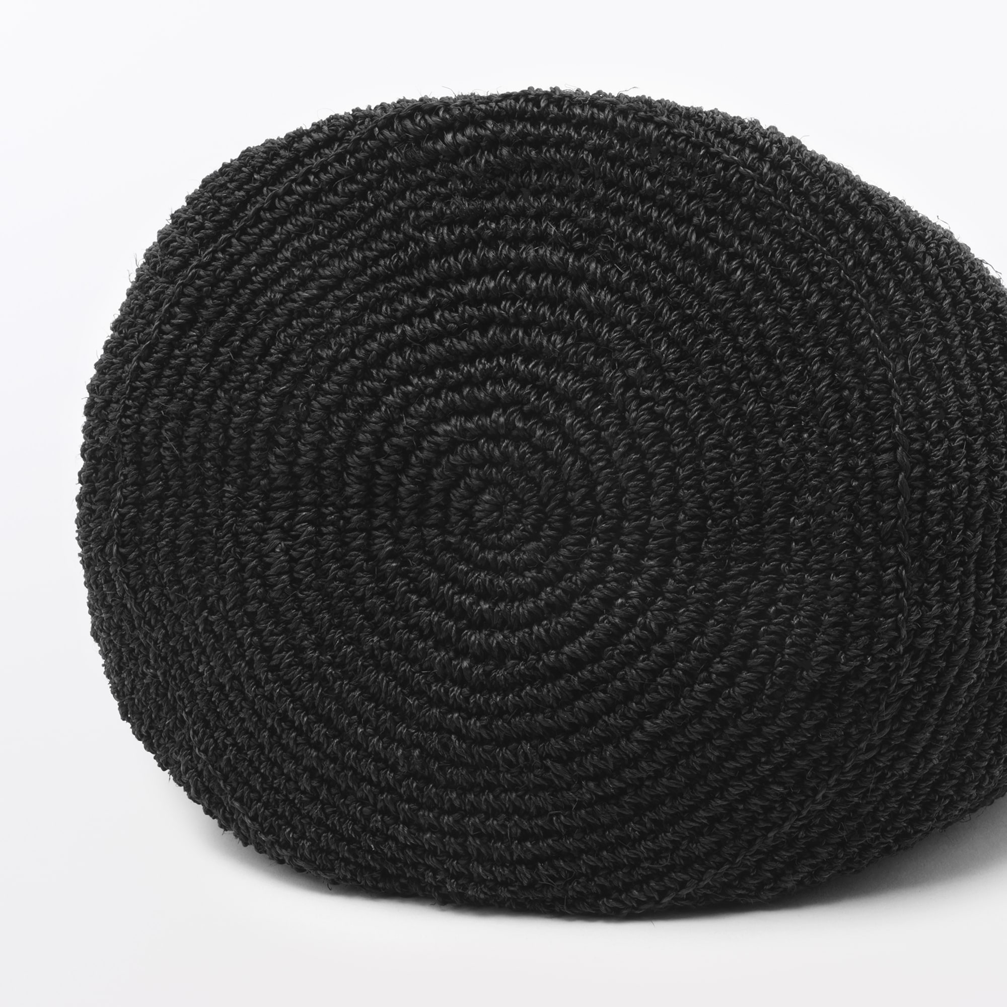 手仕事で編み上げたアバカトートバッグ