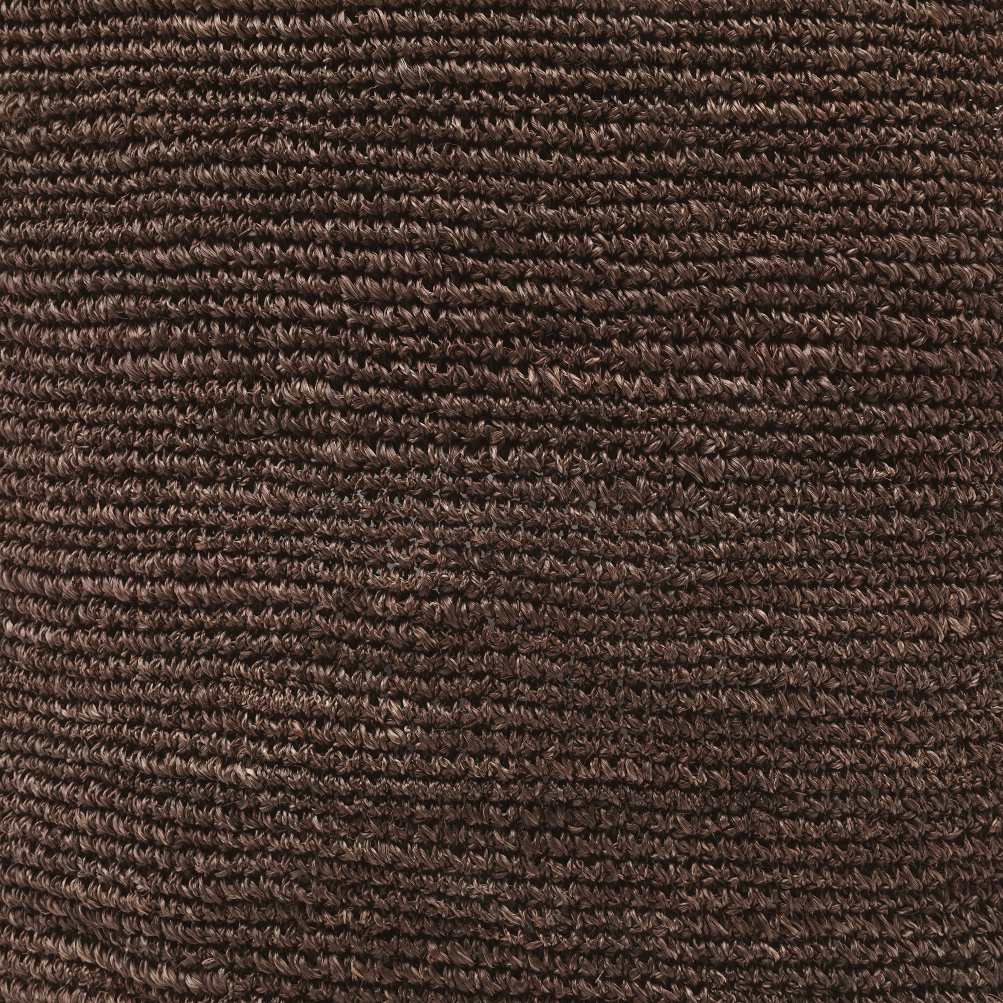 手仕事で編み上げたアバカトートバッグ