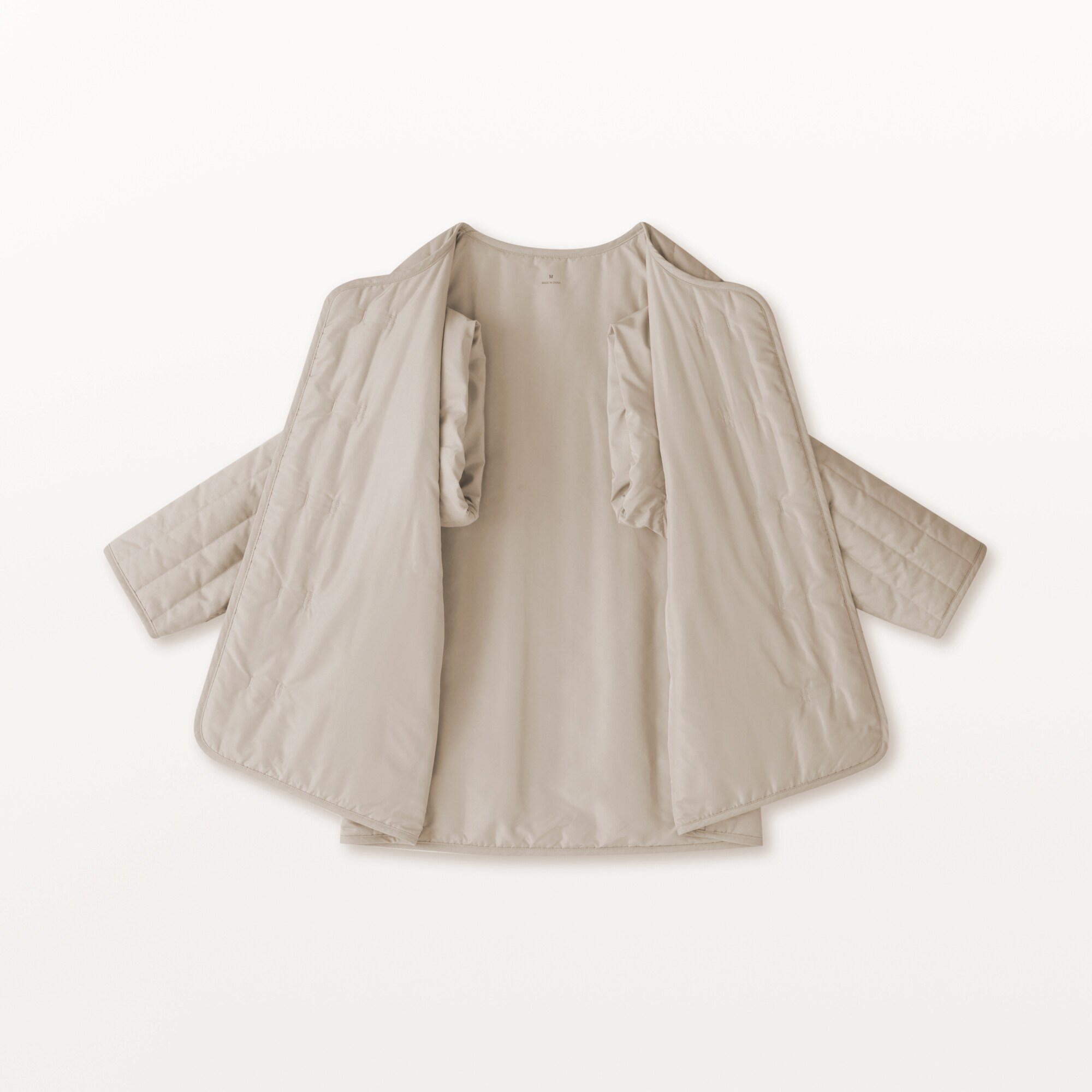 婦人　木の実から作ったカポック混　結び釦　中わたジャケット