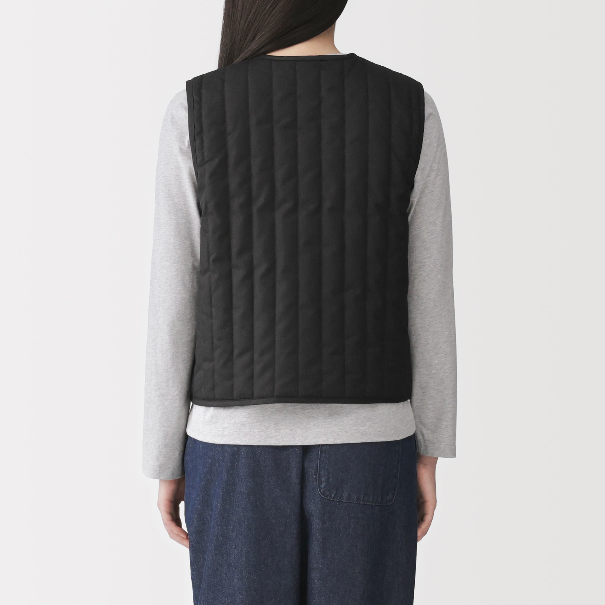 婦人　木の実から作ったカポック混　結び釦　中わたベスト