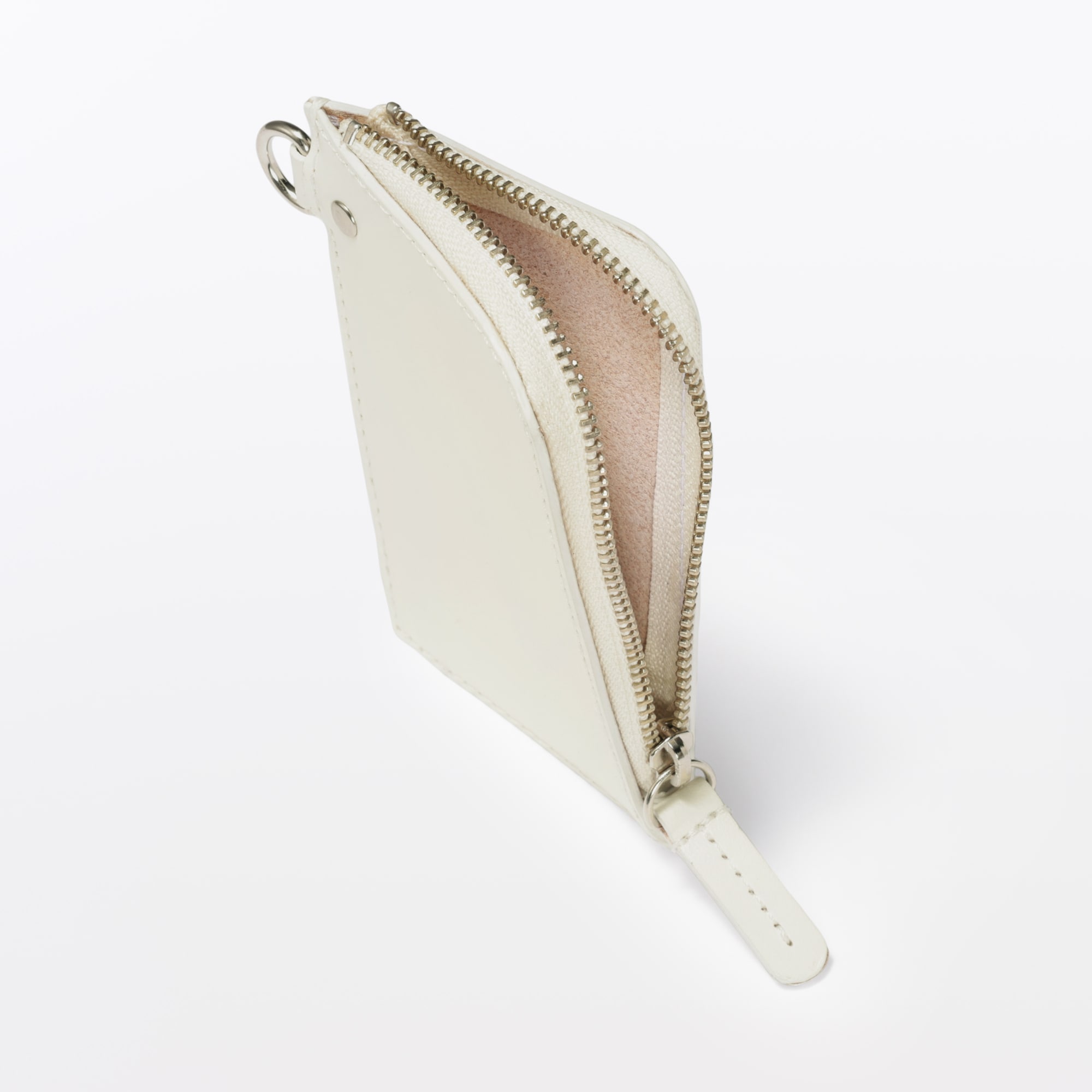 オリーブ油の副産物で鞣したレザー　Ｌ字ケース