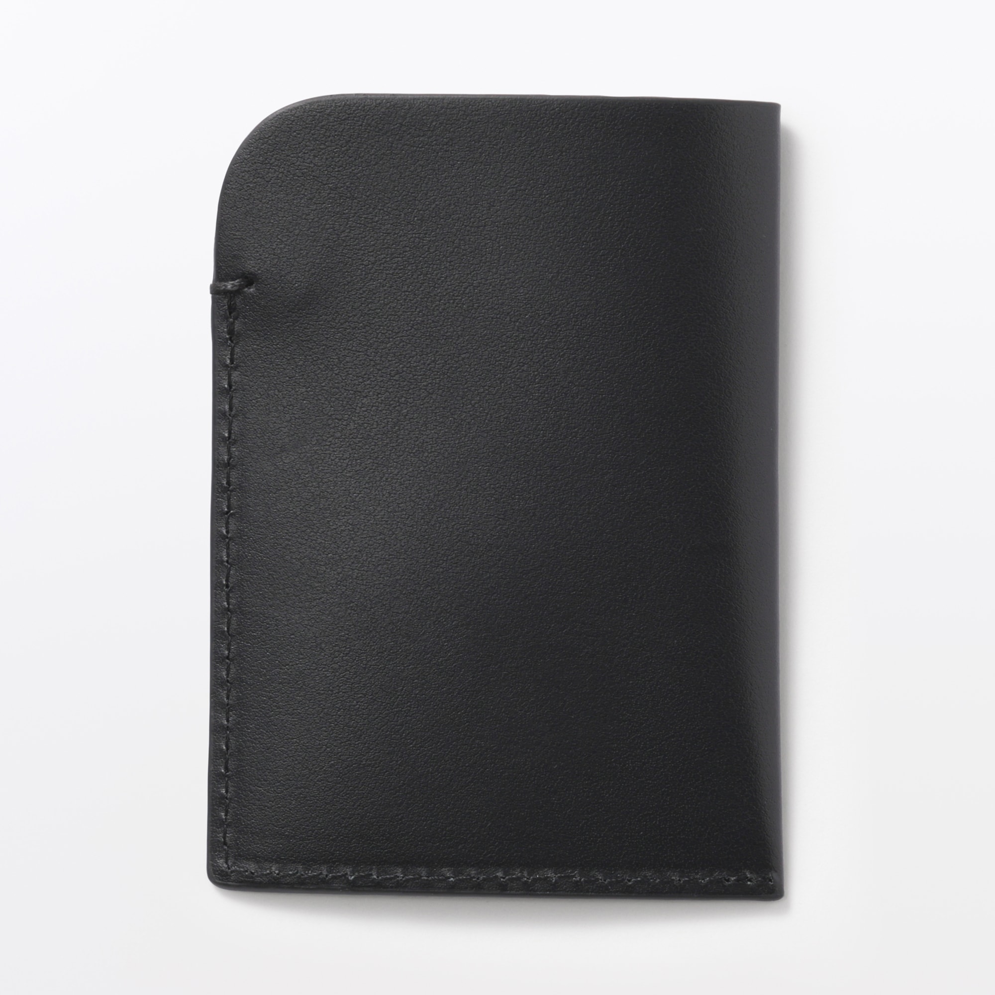 オリーブ油の副産物で鞣したレザー　カードケース