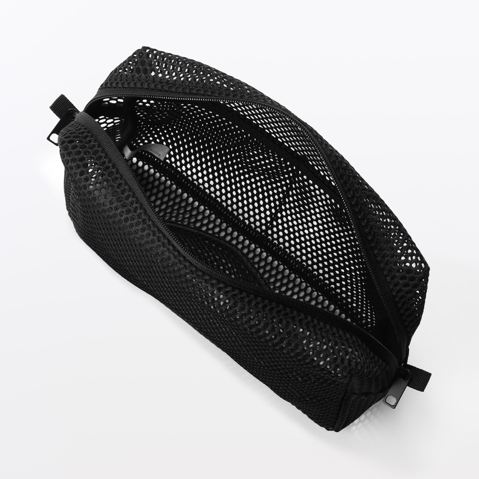 立体メッシュ　小物整理ポーチ