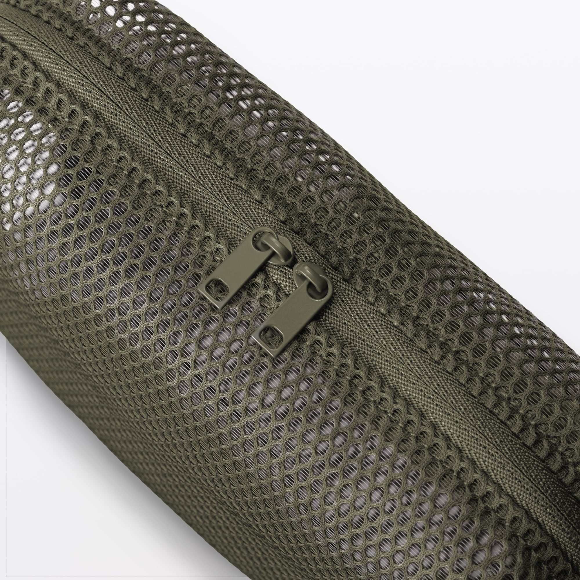 立体メッシュ　小物整理ポーチ