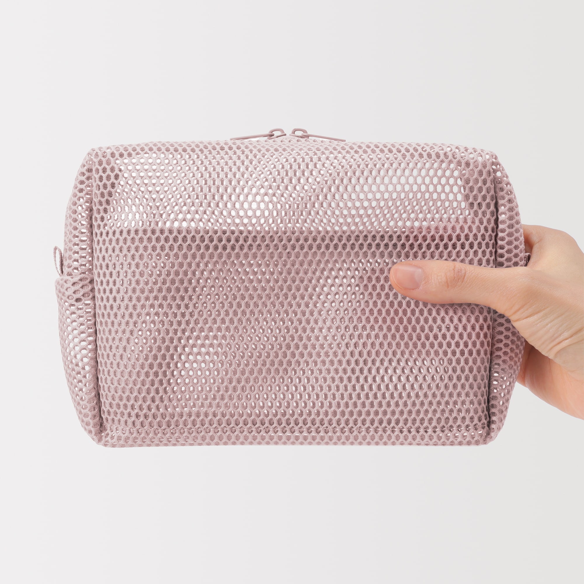 立体メッシュ　小物整理ポーチ