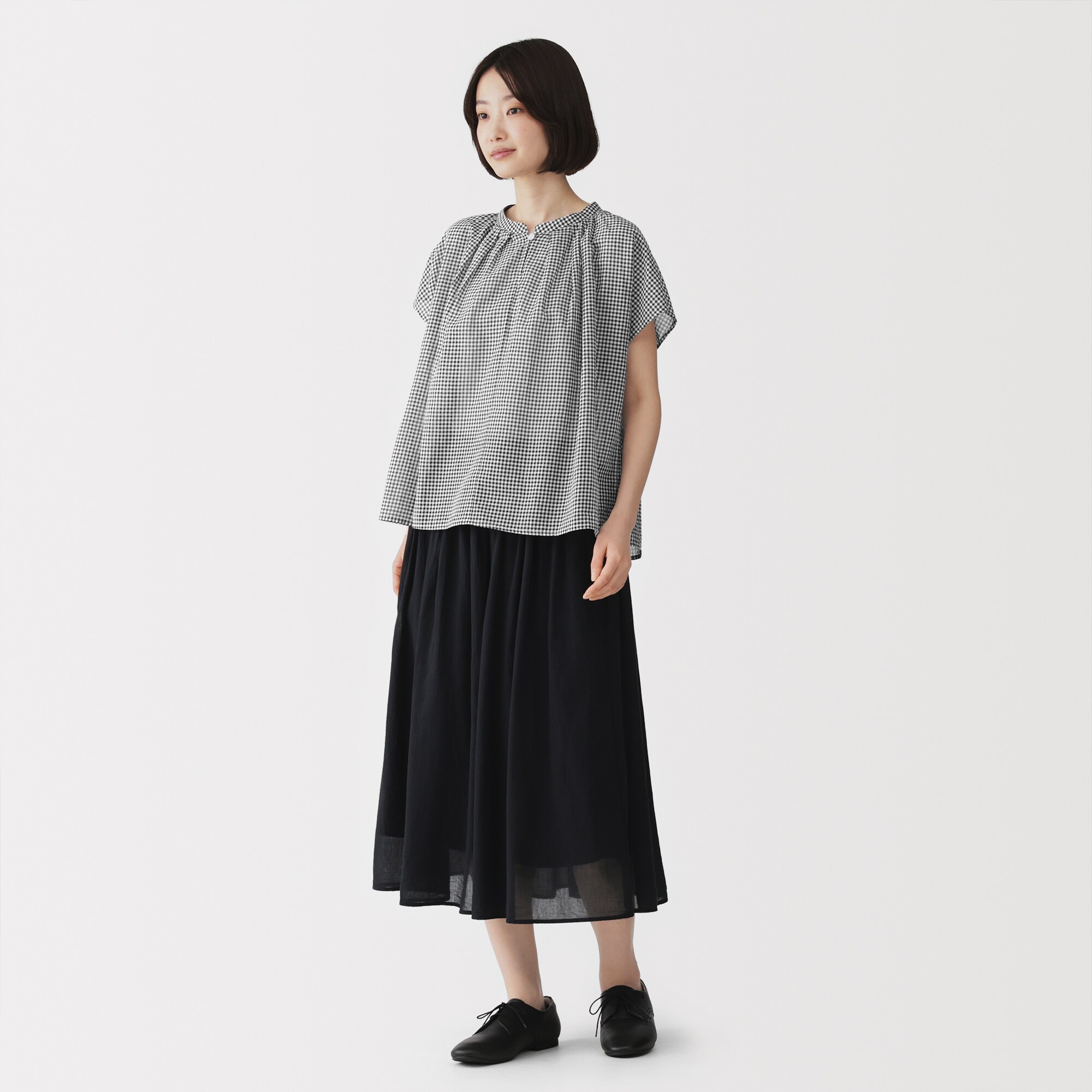 婦人　強撚　シアーフレンチスリーブブラウス