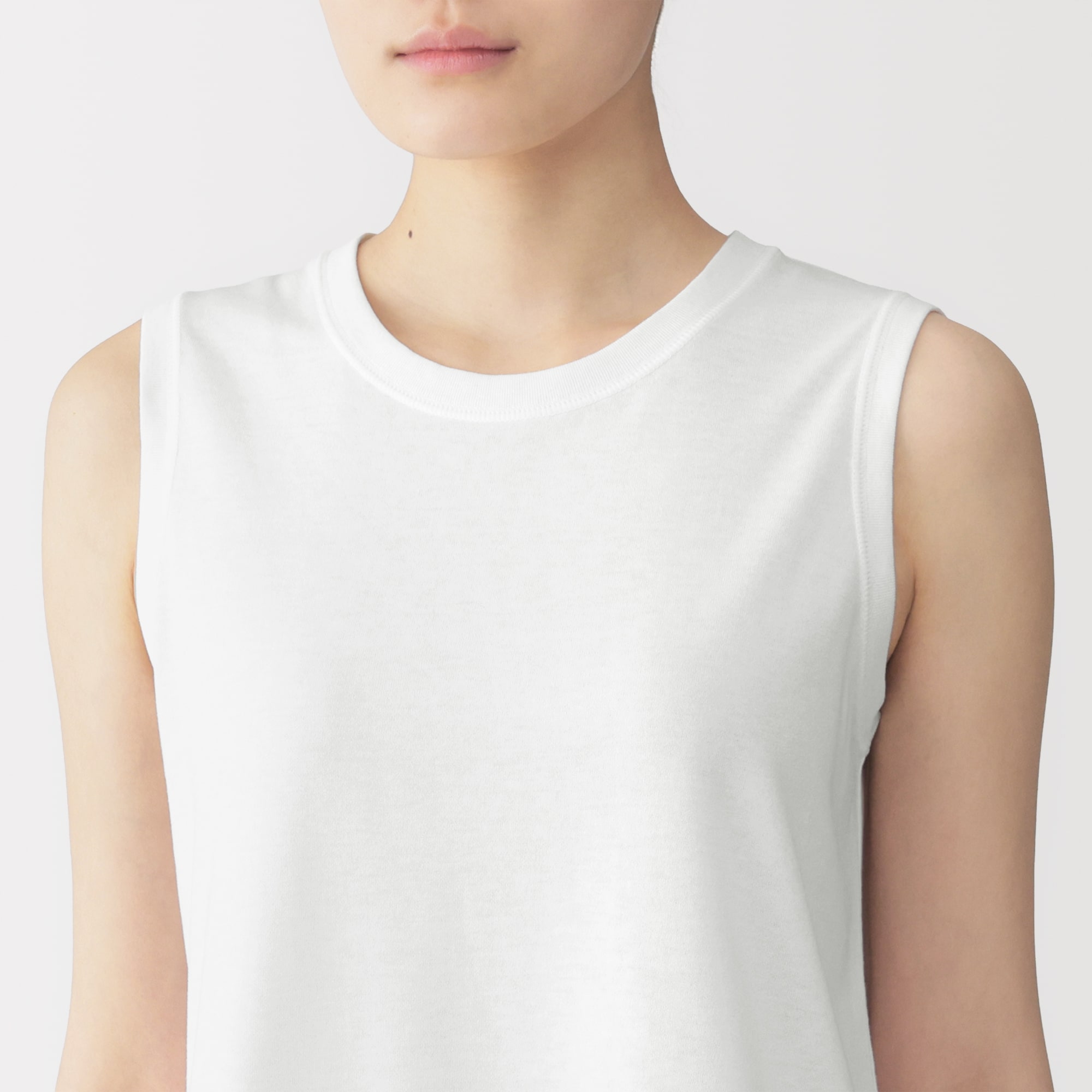 ＜循環＞婦人　ＵＶカット吸汗速乾スリーブレスＴシャツ